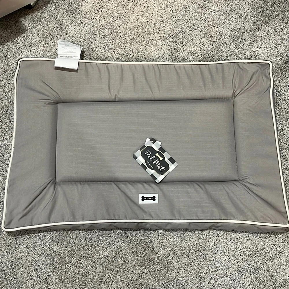 NWT Woof Pet Mat